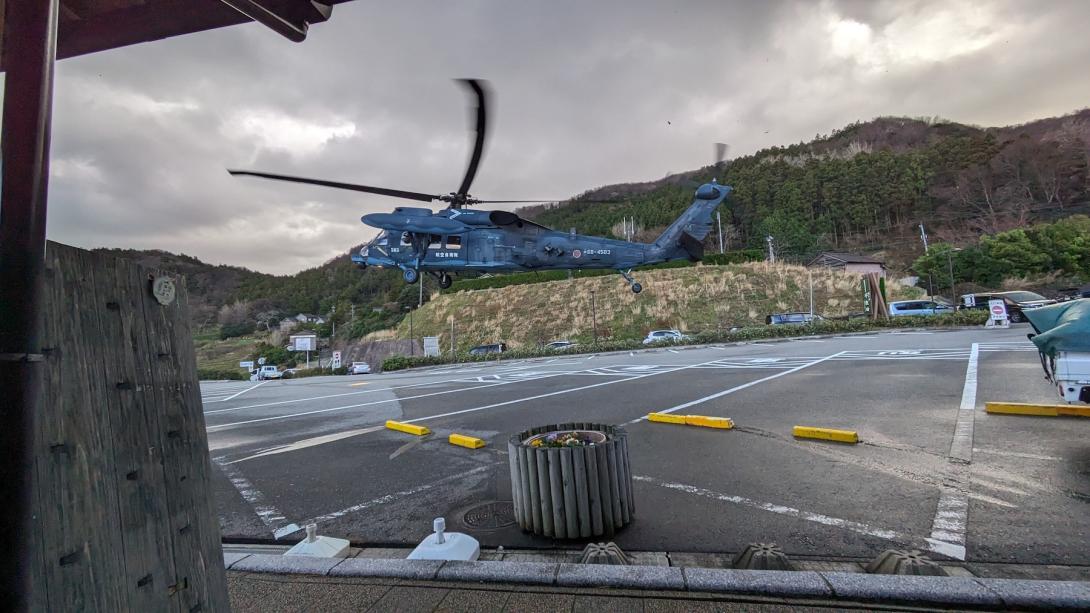 Self-Defense Force helicopter coming to the evacuation center